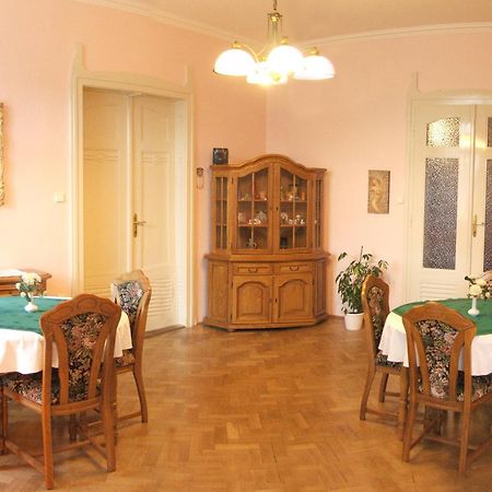 Pension Habermannova Vila Bludov  ภายนอก รูปภาพ