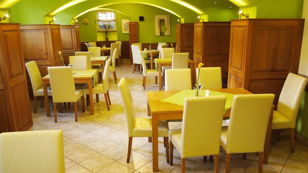 Pension Habermannova Vila Bludov  ภายนอก รูปภาพ